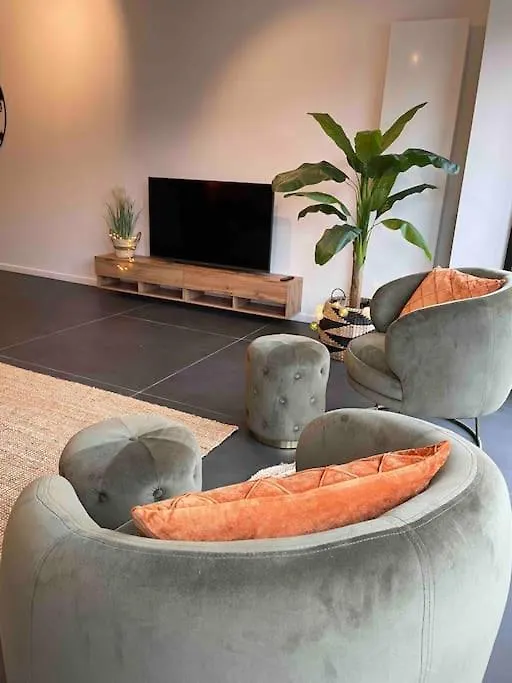 Ostend Chic, Luxe Loftstijl In Oostende 아파트